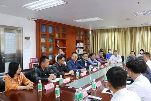 说明: https://www.gduf.edu.cn/__local/F/2E/71/0B9B2F5C79E7AB002B86904B73A_B10781AB_19EA7.jpg